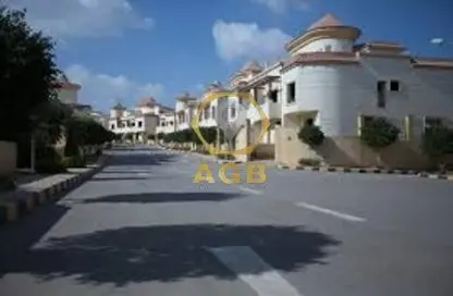 Villa - 7 Bedrooms - 4 Bathrooms for sale in Riviera heights - 5th Settlement Compounds - The 5th Settlement - New Cairo City - Cairo