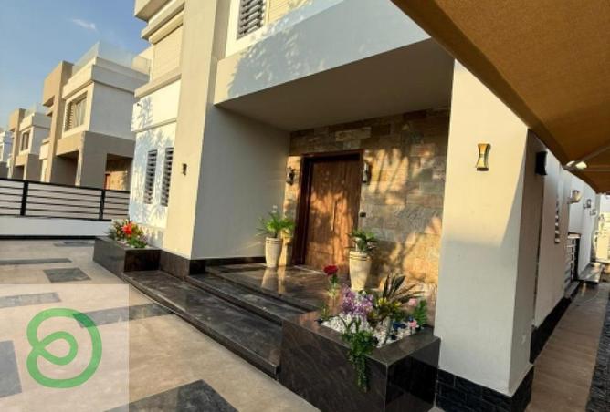 8444838 - الصورة الرئيسية للعقار