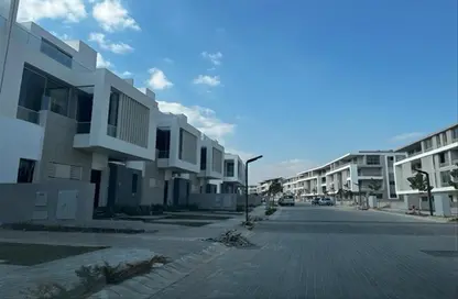 Apartment - 3 Bedrooms - 3 Bathrooms for sale in Joulz - Cairo Alexandria Desert Road - 6 October City - Giza