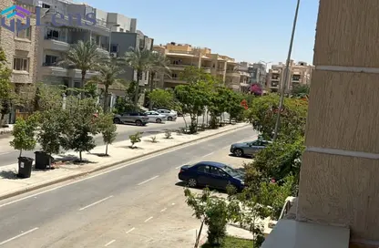 شقة - 4 غرف نوم - 2 حمامات للبيع في النرجس 6 - النرجس - مدينة القاهرة الجديدة - القاهرة