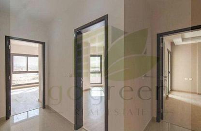 Apartment - 3 Bedrooms - 3 Bathrooms for sale in The Address East - 90 Street - The 5th Settlement - New Cairo City - Cairo
