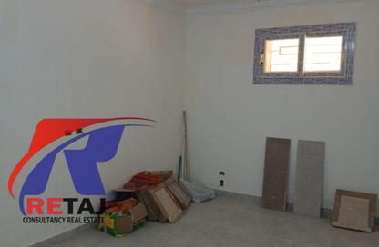 Apartment - 4 Bedrooms - 3 Bathrooms for sale in Street In Concord village - South Investors Area - New Cairo City - Cairo