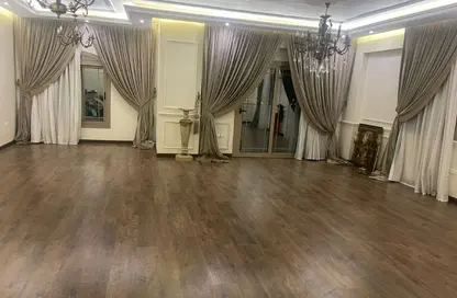 Apartment - 3 Bedrooms - 2 Bathrooms for rent in Mohamed Naguib Axis - Abou El Houl - New Cairo City - Cairo