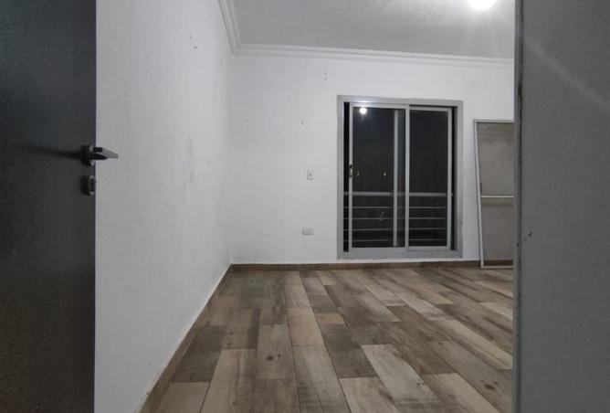8083349 - Property Image 2