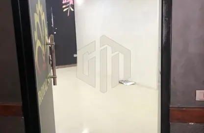 مساحات مكتبية - استوديو - 2 حمامات للبيع في شارع مجمع البنوك - شارع التسعين الجنوبي - التجمع الخامس - مدينة القاهرة الجديدة - القاهرة