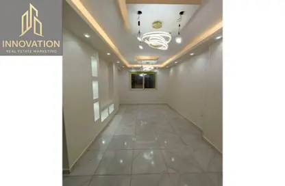 شقة - 2 غرف نوم - 2 حمامات للبيع في البوابة الثانية - احمس - حدائق الاهرام - الجيزة