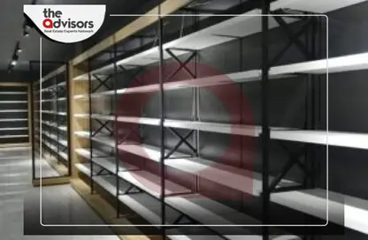 محل تجاري - استوديو للايجار في شارع مصطفي كامل الرفاعي - جناكليس - حي شرق - الاسكندرية