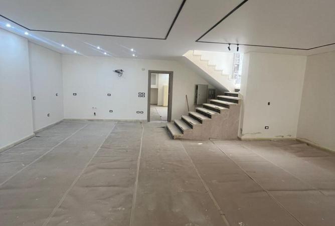 8317664 - Property Image 3