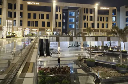 Clinic - Studio - 1 Bathroom for sale in Mivida - 5th Settlement Compounds - The 5th Settlement - New Cairo City - Cairo