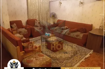 Apartment - 2 Bedrooms - 1 Bathroom for rent in Al Fath St. - Janaklees - Hay Sharq - Alexandria