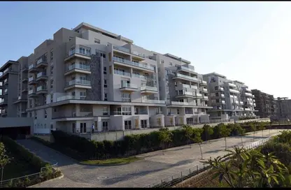 Apartment - 3 Bedrooms - 2 Bathrooms for sale in Mountain View iCity - 5th Settlement Compounds - The 5th Settlement - New Cairo City - Cairo