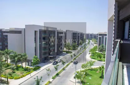 Apartment - 2 Bedrooms - 2 Bathrooms for sale in Madinaty - Cairo