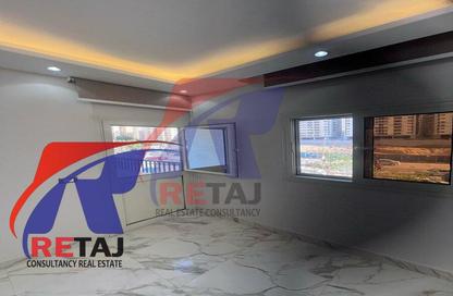 شقة - 2 غرف نوم - 2 حمامات للبيع في شارع عمارات السعوديه - مساكن المهندسين - مدينة نصر - القاهرة
