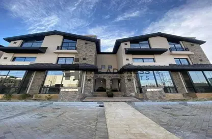 Villa - 4 Bedrooms - 3 Bathrooms for sale in The MarQ - 5th Settlement Compounds - The 5th Settlement - New Cairo City - Cairo