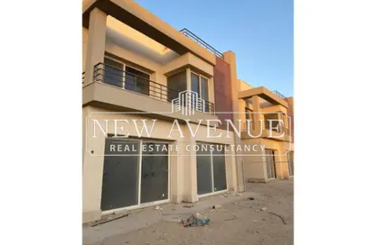 Villa - 3 Bedrooms - 4 Bathrooms for sale in Palm Hills New Cairo - 5th Settlement Compounds - The 5th Settlement - New Cairo City - Cairo