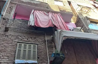 بناية كاملة - 8 غرف نوم - 5 حمامات للبيع في ميدان السواح - الاميرية - حي الزيتون - القاهرة