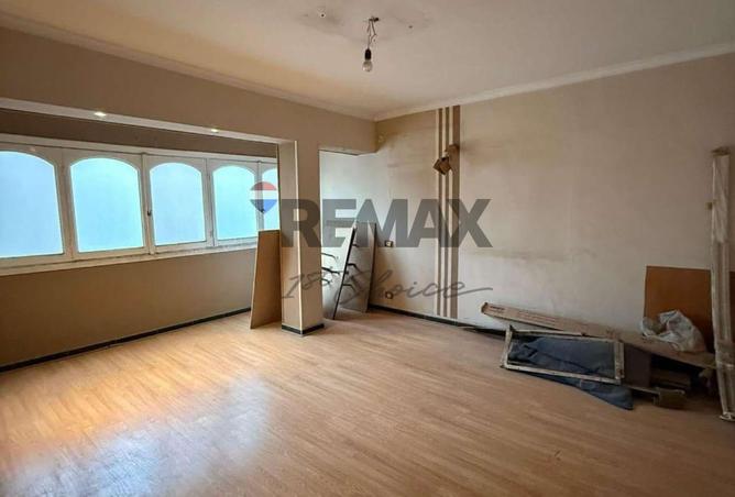 8114868 - Property Image 3