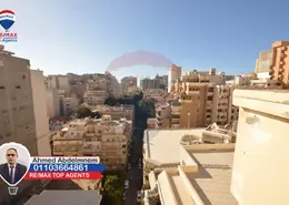 Apartment - 3 Bedrooms - 3 Bathrooms for sale in Roshdy Basha St. - Bolkly - Hay Sharq - Alexandria