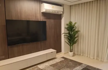 شقة - 2 غرف نوم - 3 حمامات للايجار في حى اسكان الجامعه الامريكية - كمبوندات التجمع الخامس - التجمع الخامس - مدينة القاهرة الجديدة - القاهرة