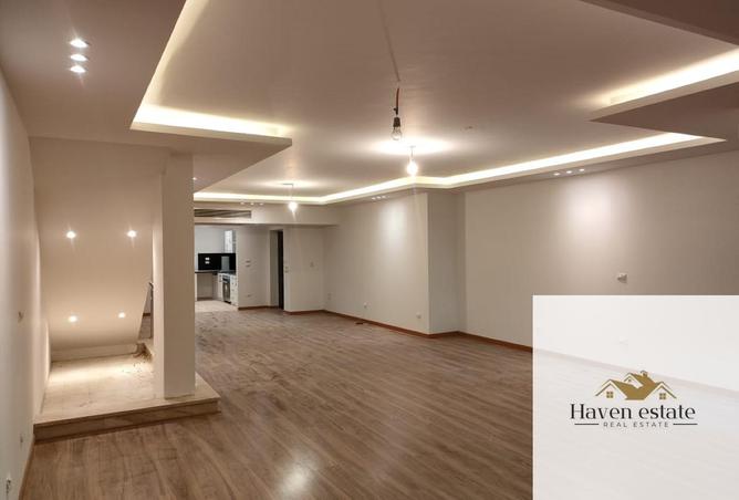 8443033 - Property Image 2