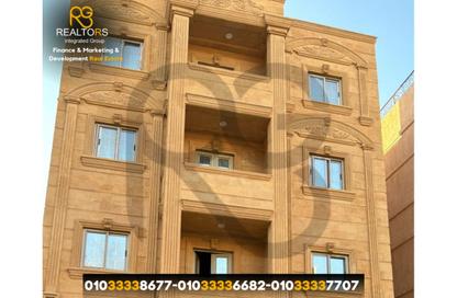 بناية كاملة - 3 غرف نوم - 2 حمامات للبيع في شارع جمال عبد الناصر - التوسعات الشمالية - مدينة 6 أكتوبر - الجيزة
