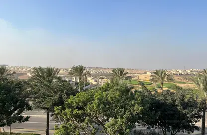 Apartment - 3 Bedrooms - 3 Bathrooms for sale in Uptown Cairo - Mokattam - Cairo