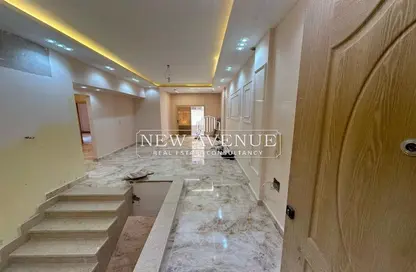 Duplex - 3 Bedrooms - 2 Bathrooms for sale in Al Shorouk Road - 1st Neighborhood - 8th District - Shorouk City - Cairo