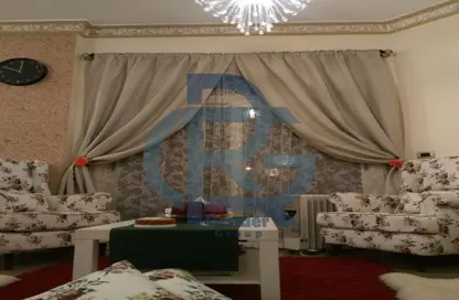 Apartment - 4 Bedrooms - 2 Bathrooms for sale in El Banafseg 3 - El Banafseg - New Cairo City - Cairo