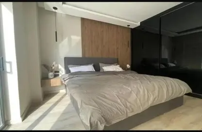 Apartment - 3 Bedrooms - 2 Bathrooms for sale in Bait Alwatan - The 5th Settlement - New Cairo City - Cairo