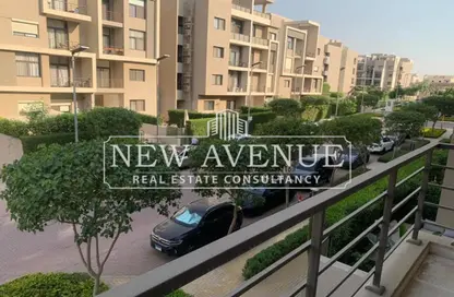 Apartment - 2 Bedrooms - 2 Bathrooms for sale in Moon Residences - Fifth Square - The 5th Settlement - New Cairo City - Cairo