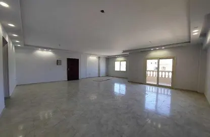 Apartment - 3 Bedrooms - 3 Bathrooms for rent in South Investors Area - New Cairo City - Cairo