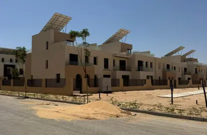 Townhouse - 3 Bedrooms - 3 Bathrooms for sale in Vye Sodic - New Zayed City - Sheikh Zayed City - Giza Townhouse - 3 Bedrooms - 3 Bathrooms for sale in Vye Sodic - New Zayed City - Sheikh Zayed City - Giza