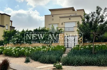 Villa - 3 Bedrooms - 5 Bathrooms for sale in Mivida - 5th Settlement Compounds - The 5th Settlement - New Cairo City - Cairo