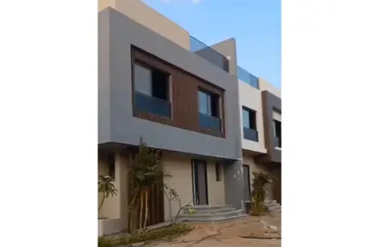 Townhouse - 4 Bedrooms - 4 Bathrooms for sale in Sun Capital - Fayoum Desert road - 6 October City - Giza