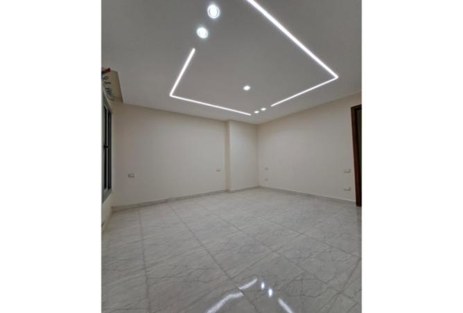 8446268 - Property Image 2