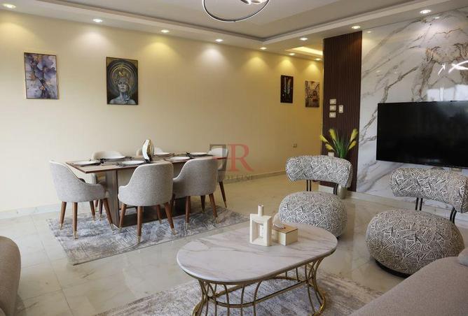 8065558 - Property Image 2