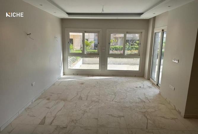 8090075 - Property Image 2