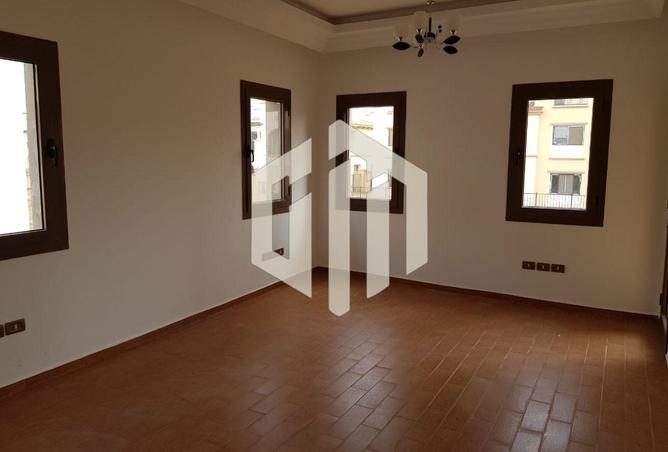 8239294 - Property Image 3