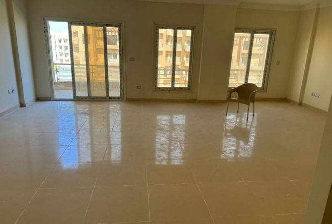 8020022 - Property Image 3