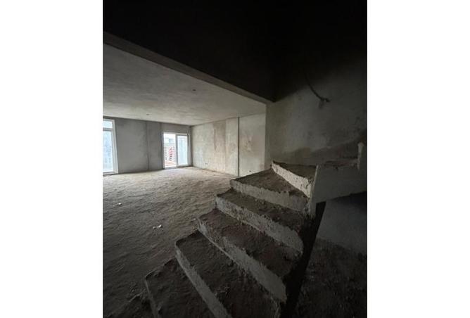 8033245 - Property Image 2