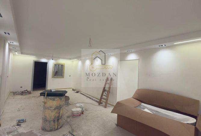 8427801 - Property Image 3