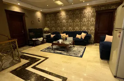 Villa - 5 Bedrooms - 7 Bathrooms for sale in Al Nasayem Village - Al Motamayez District - 6 October City - Giza