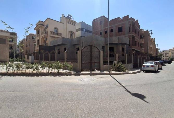 8066345 - Property Image 2