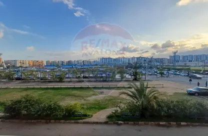 شقة - 3 غرف نوم - 3 حمامات للبيع في سموحة - حي شرق - الاسكندرية