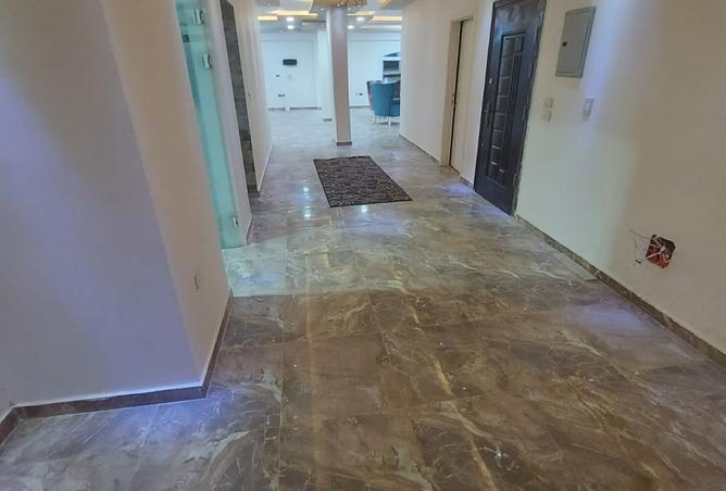 8242215 - صورة العقار 2