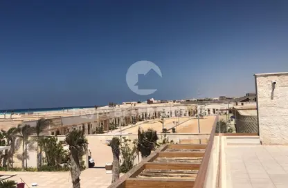 شاليه - 3 غرف نوم - 4 حمامات للبيع في سيشور - راس الحكمة - الساحل الشمالي