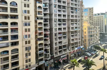 شقة - 3 غرف نوم - 2 حمامات للايجار في شارع محمد فوزي معاذ - سموحة - حي شرق - الاسكندرية