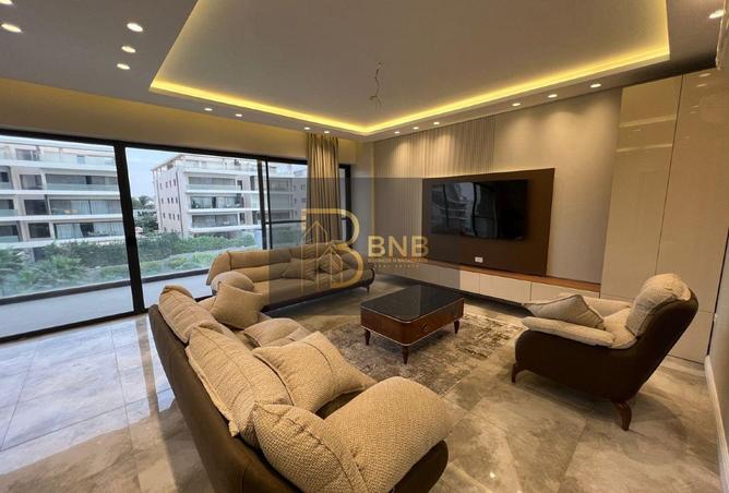 8201698 - Property Image 3