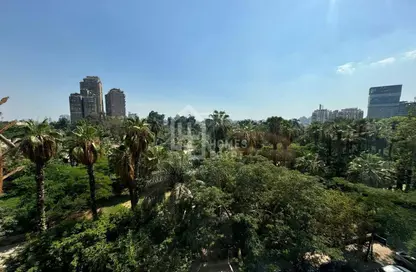 شقة - 4 غرف نوم - 3 حمامات للايجار في شارع بهاء الدين قراقوش - الزمالك - القاهرة