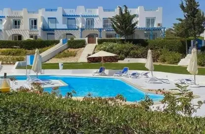 Chalet - 2 Bedrooms - 2 Bathrooms for sale in Mountain View - Ras Al Hekma - North Coast
